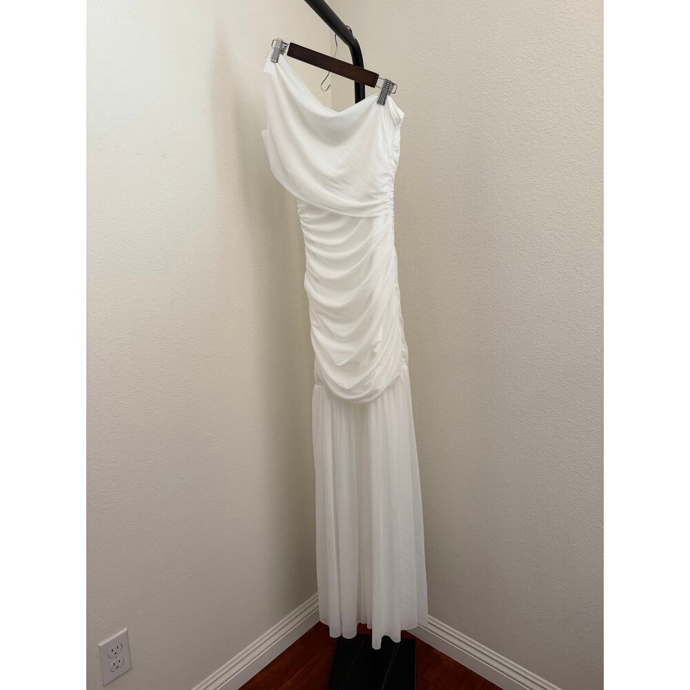 New TikTok viral white ruched one shoulder gown dress sz m - Picture 6 of 7